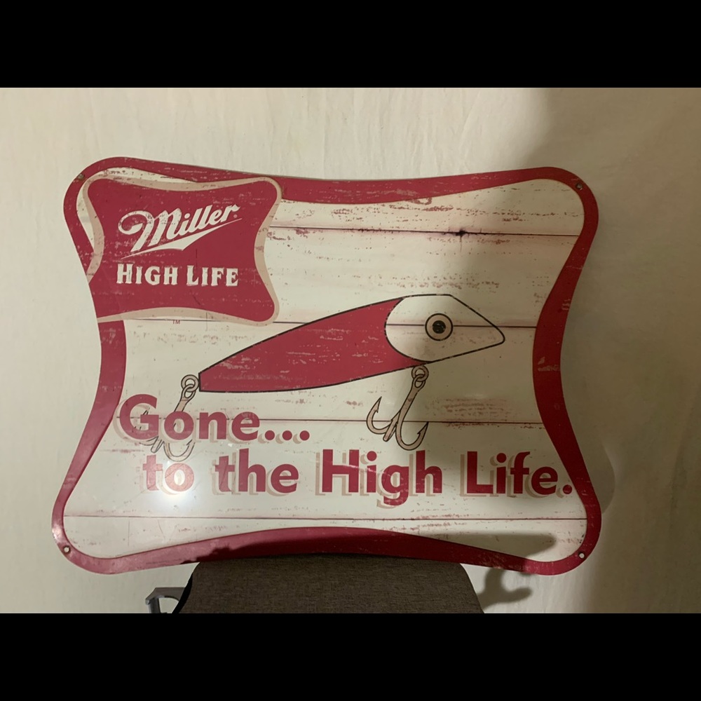 Metal beer sign